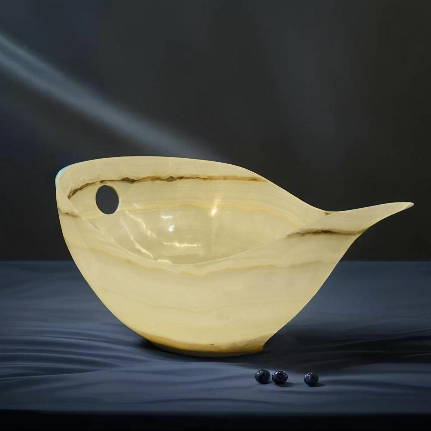 White & Beige Veined Onyx Centerpiece