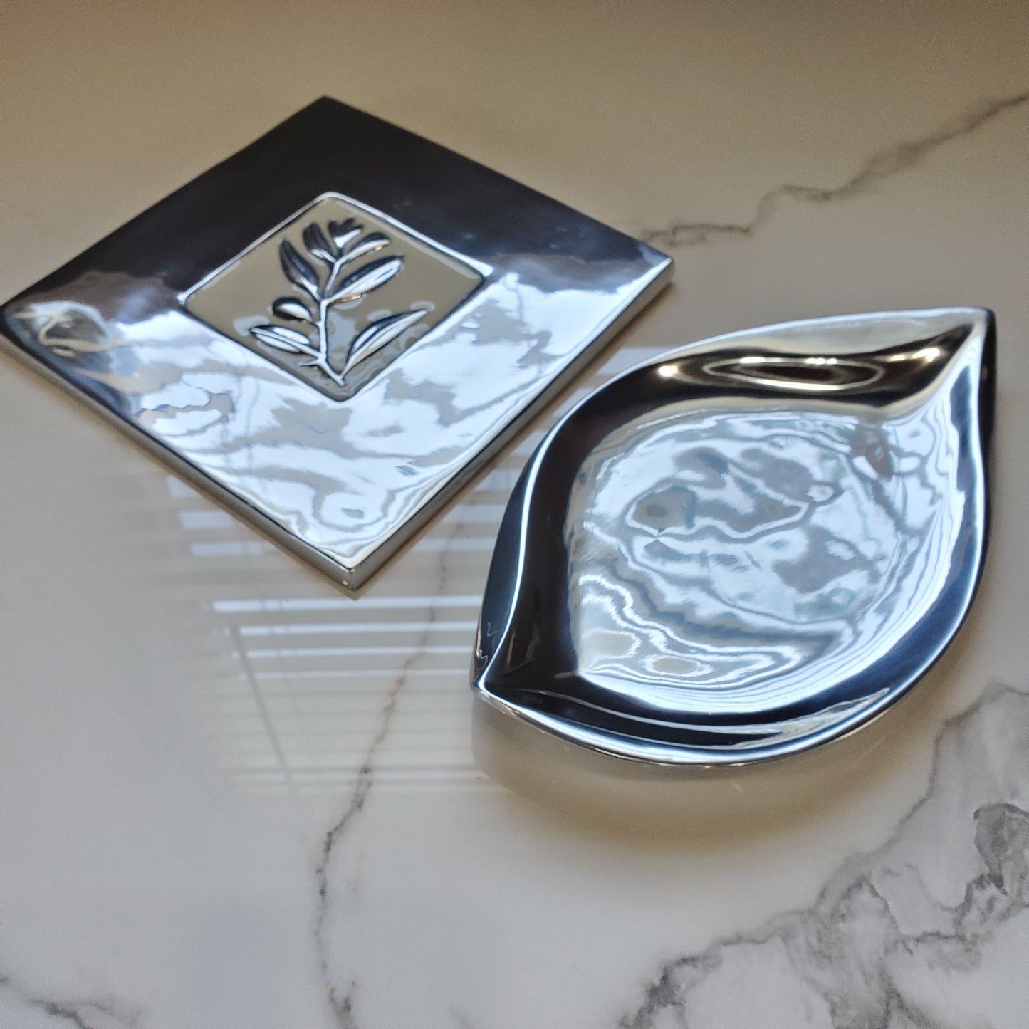 2pc Leaf Pot Holder & Serving Tray