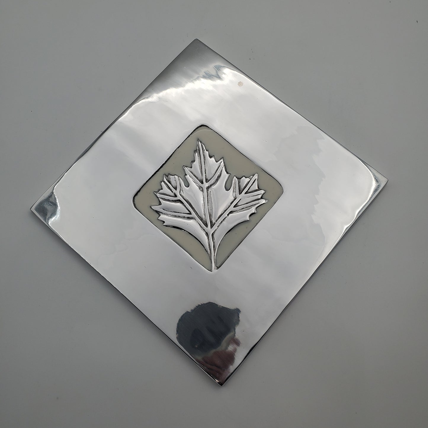 2pc Leaf Pot Holder Tray Set