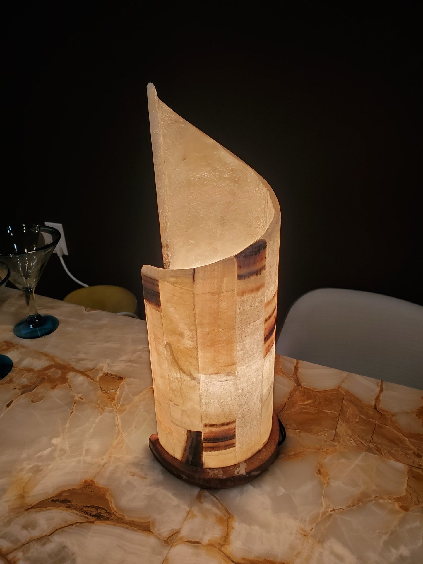 Large Beige Onyx Vortex Lamp