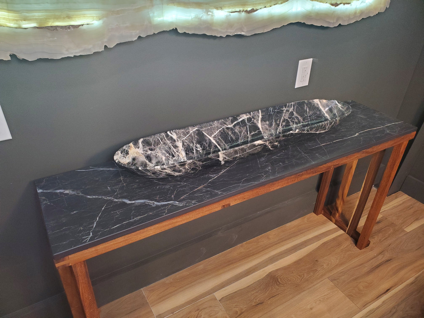 Black & White Marble Canoe Centerpiece