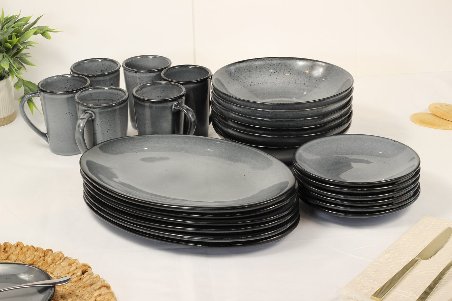 Anfora Denali Grey- 24 Piece Everyday Dining Set