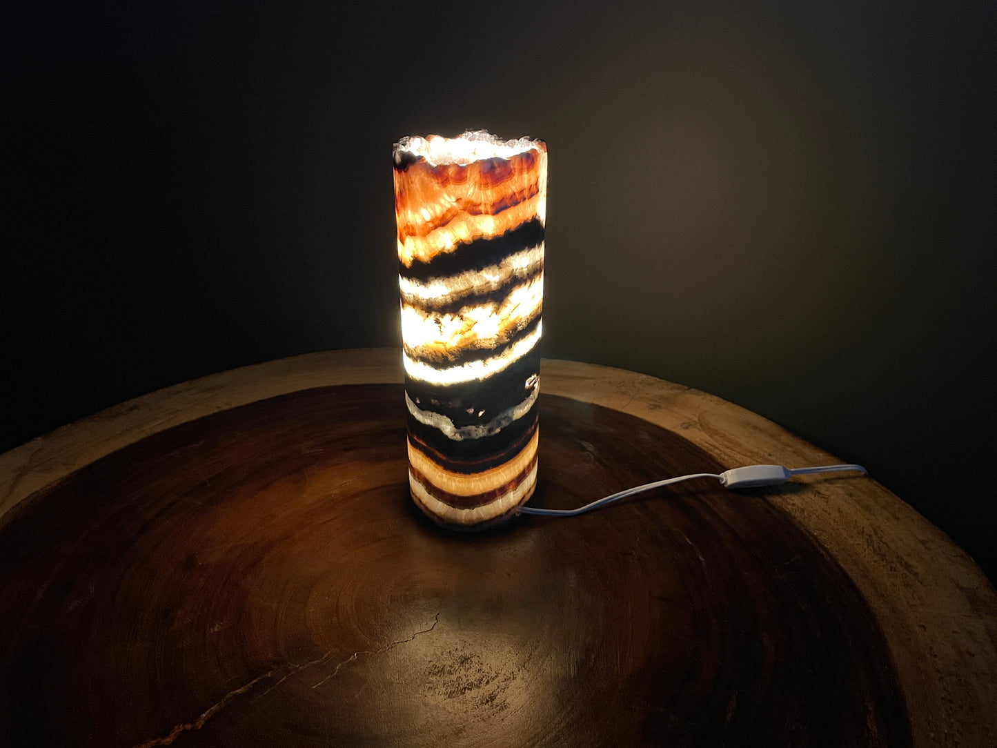 White/Red/Black Open Decorative Onyx Lamp