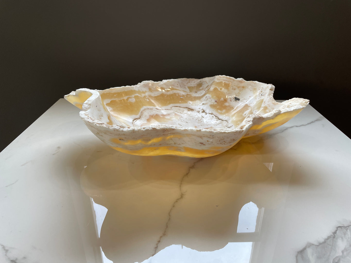 Beige Large Onyx Centerpiece