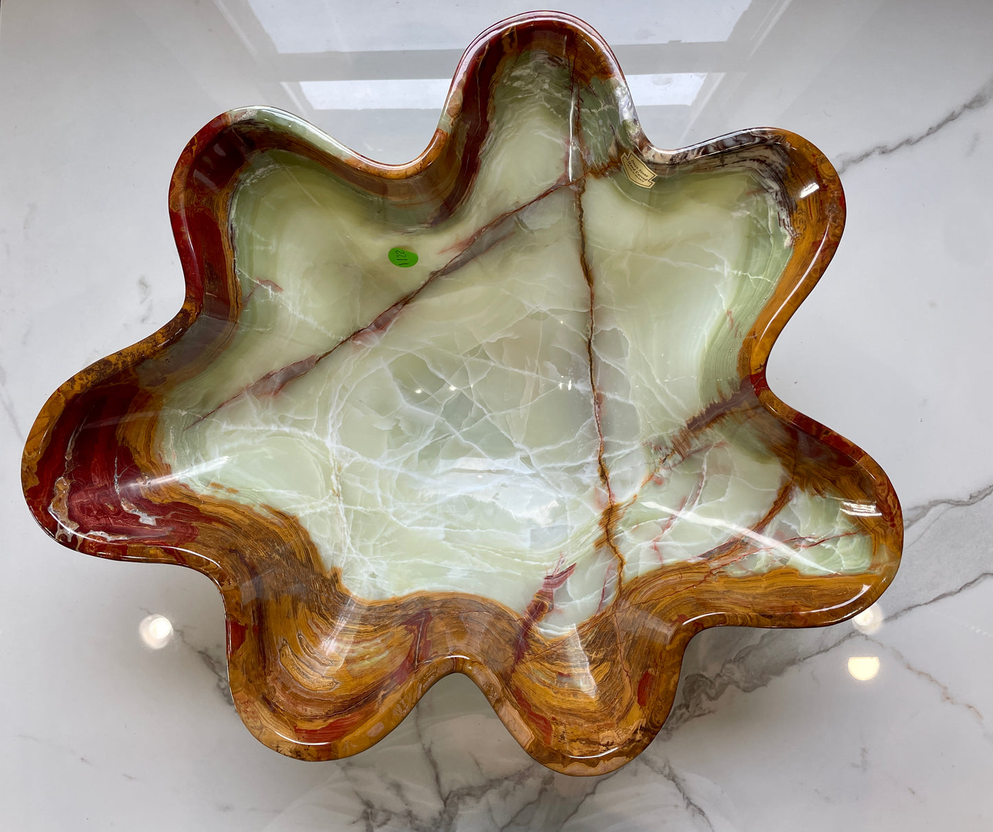 Green/Brown Medium Onyx Centerpiece