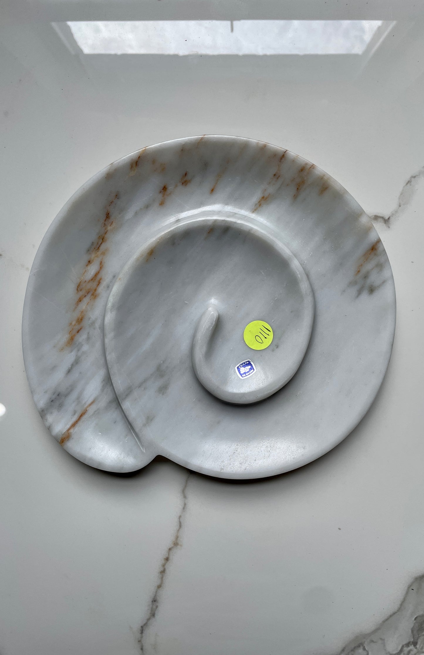 White Spiral Decorative Onyx Tray