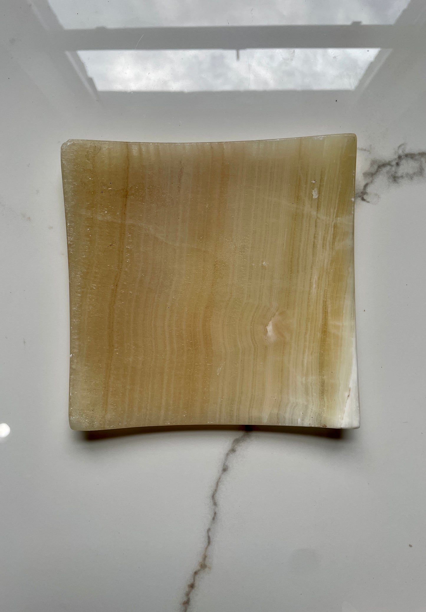 Star/Tray Beige Decorative Onyx Set