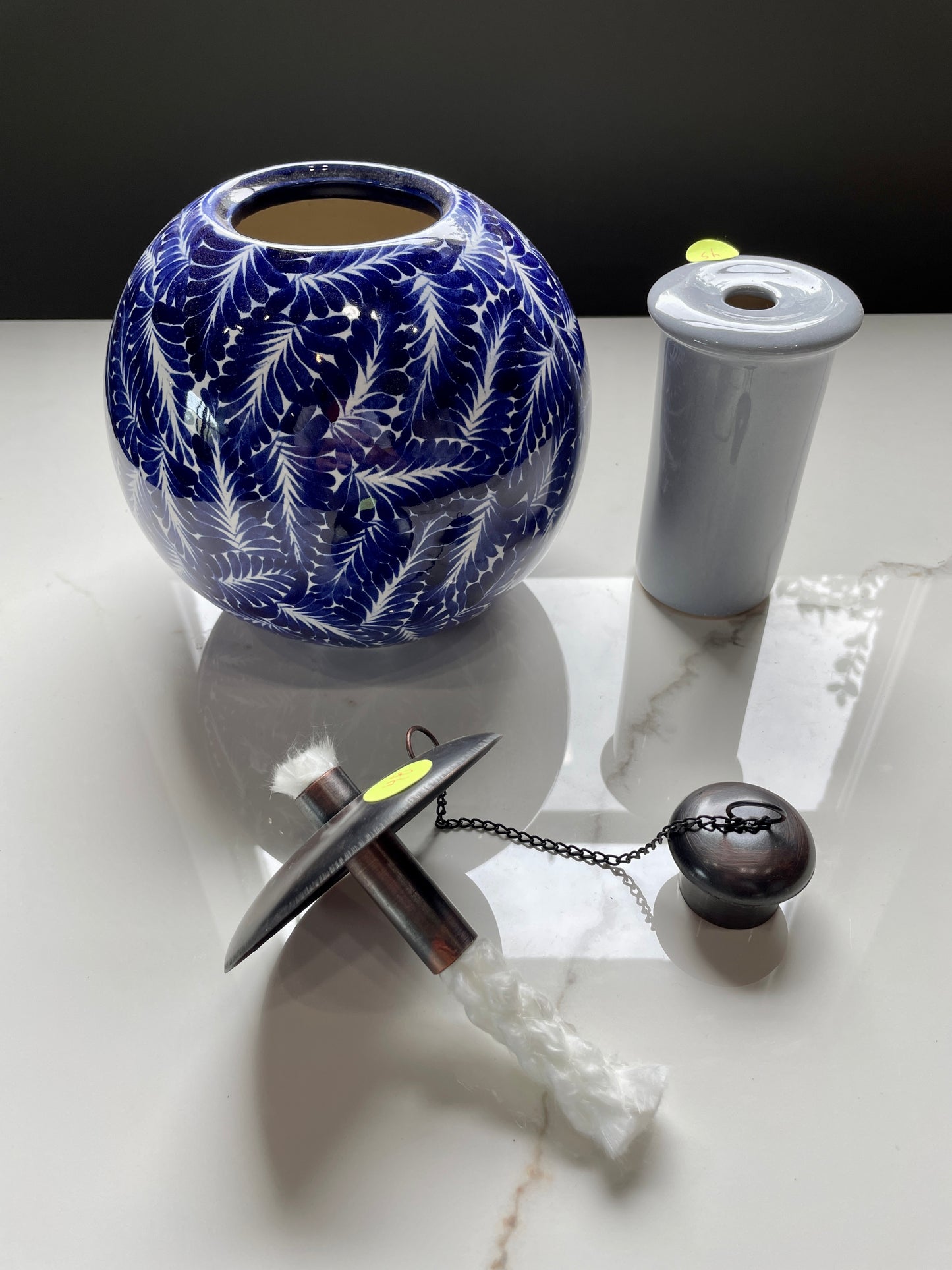 Blue Leaf Patterned Citronella Ceramic Sphere