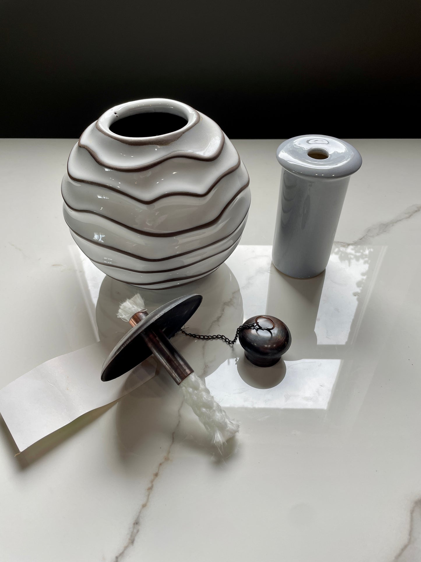 White Waves Patterned Citronella Ceramic Sphere
