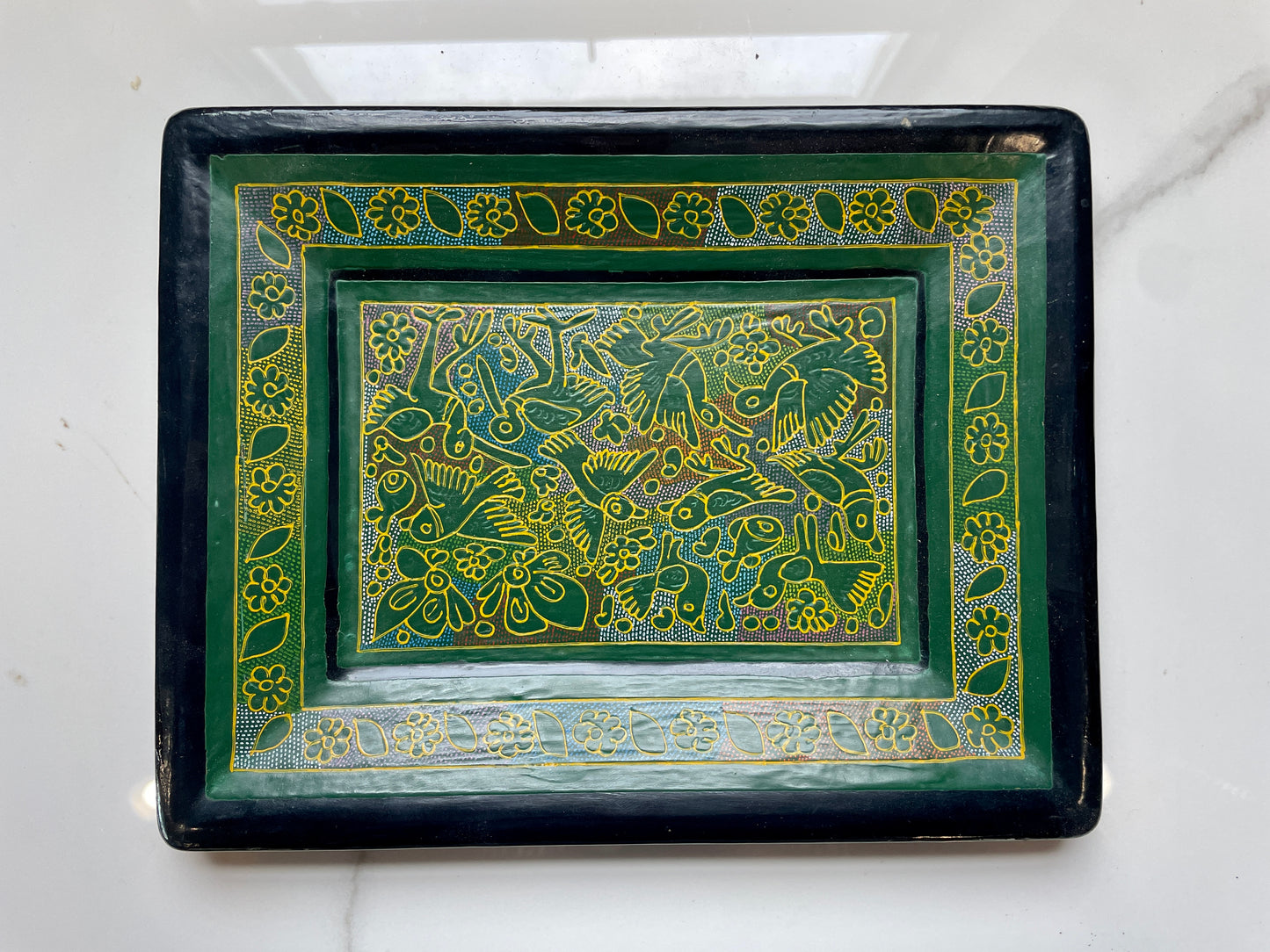 Green/Black Unique Artistic Wooden Tray Set