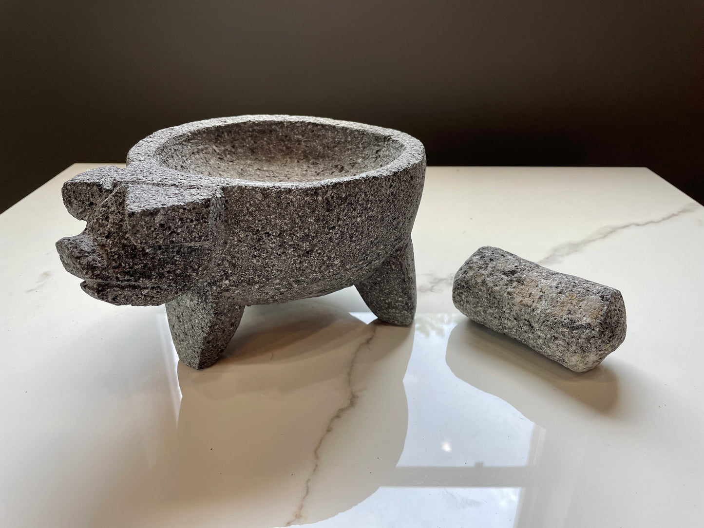 Small Pig Mexican Molcajete