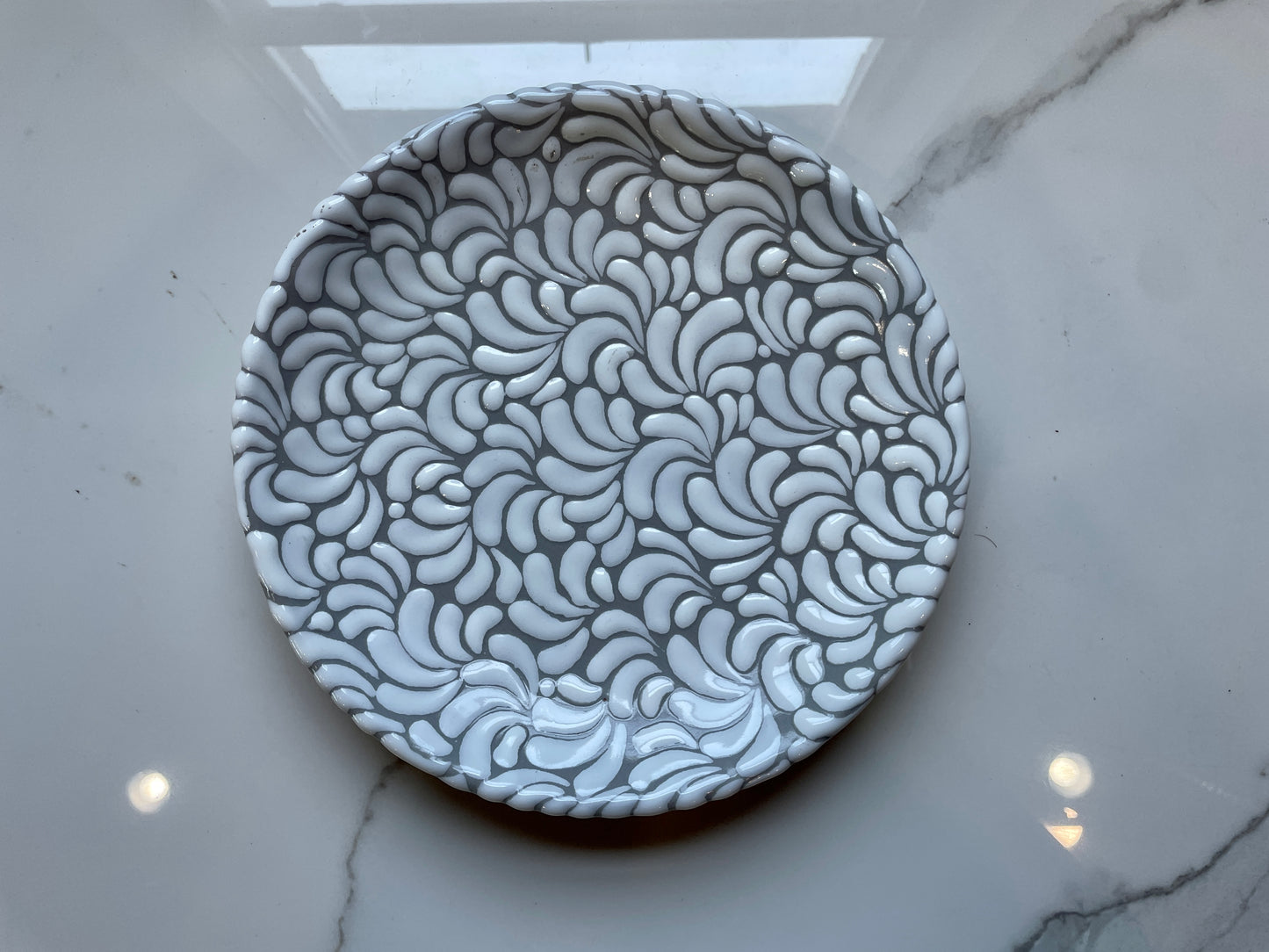 White Patterned 8pc Plate Talavera Set