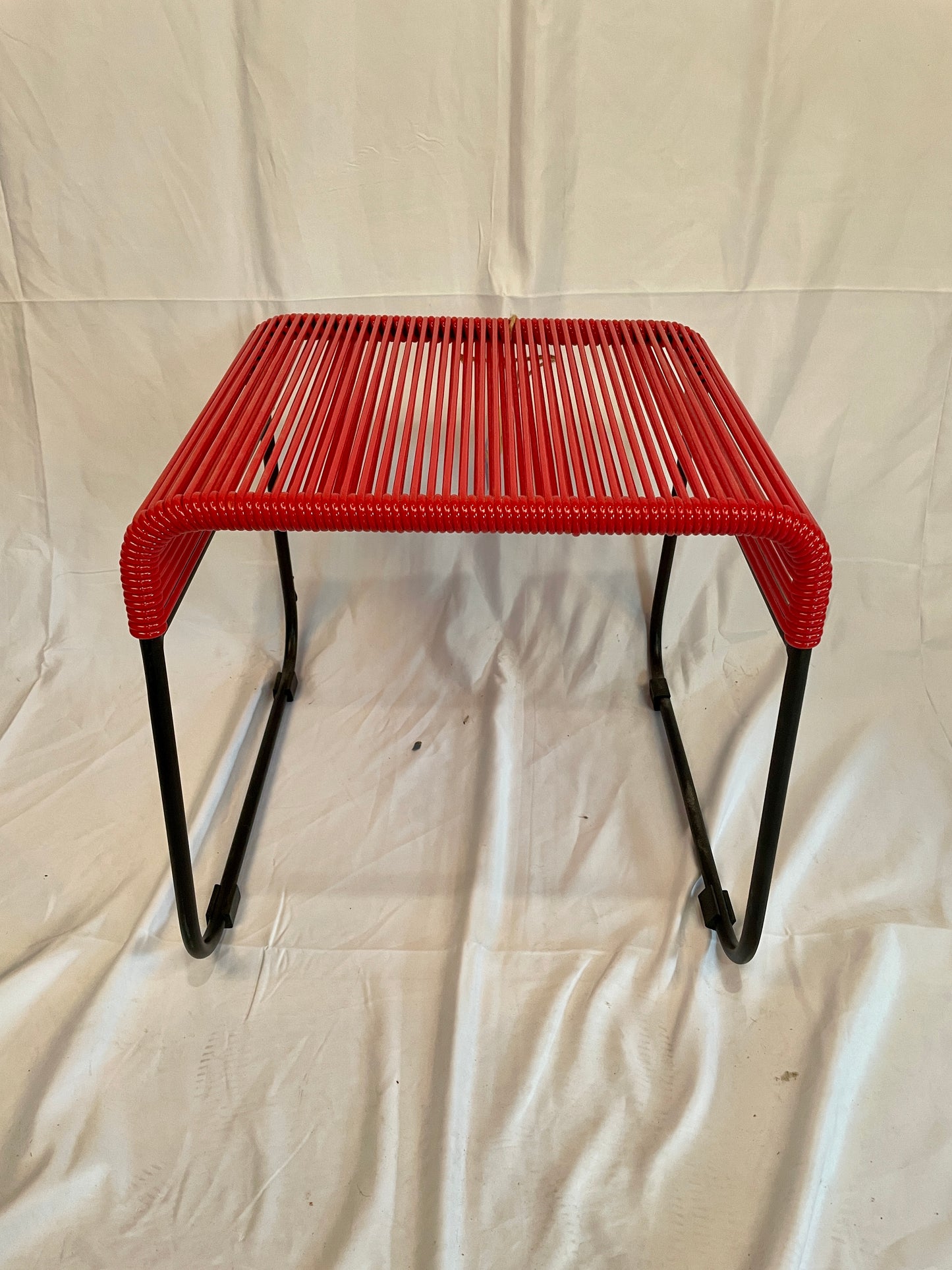 Red Staple Acapulco Stool