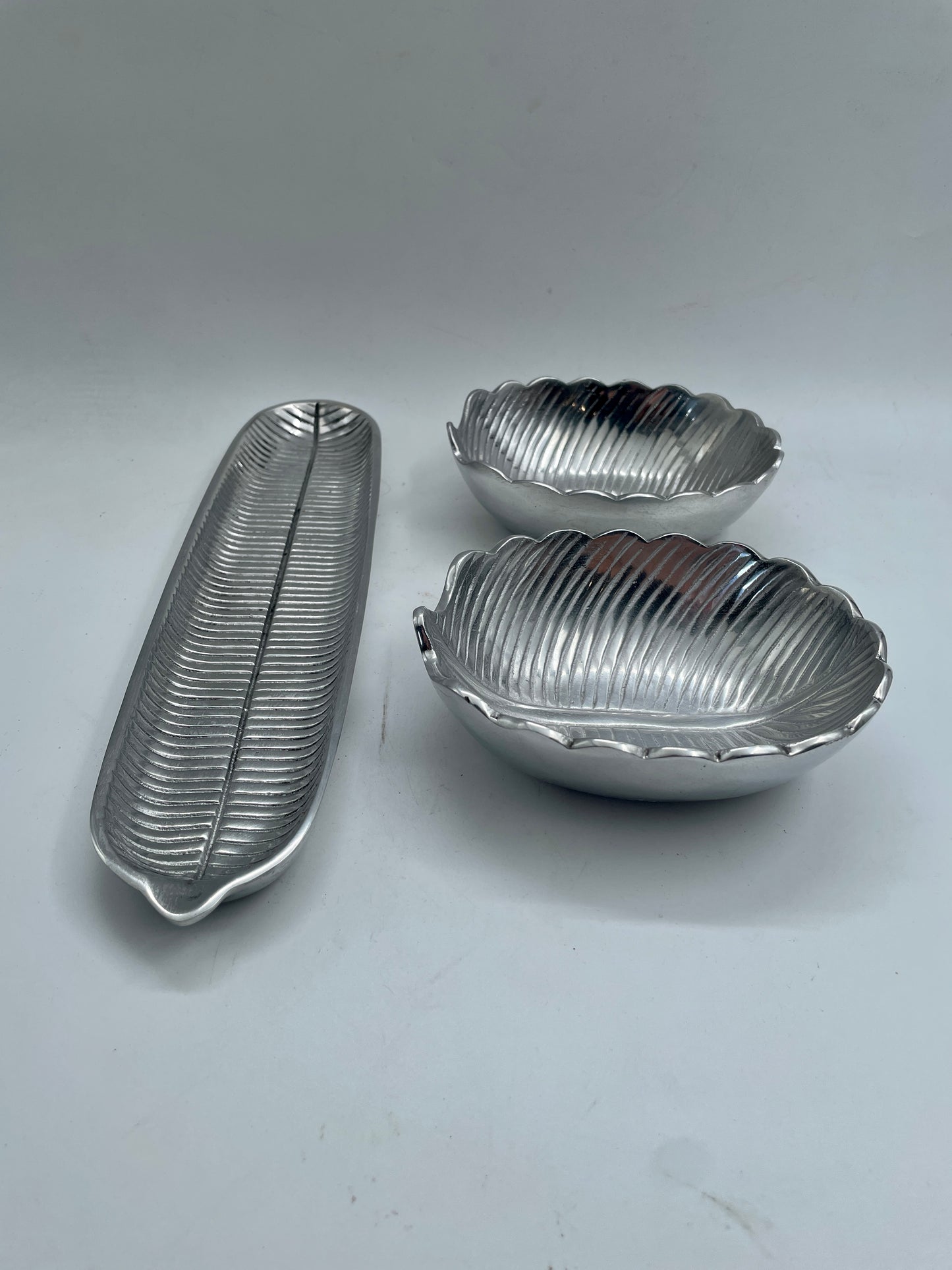 Silver Small 3pc Flora Pewter Tray Set