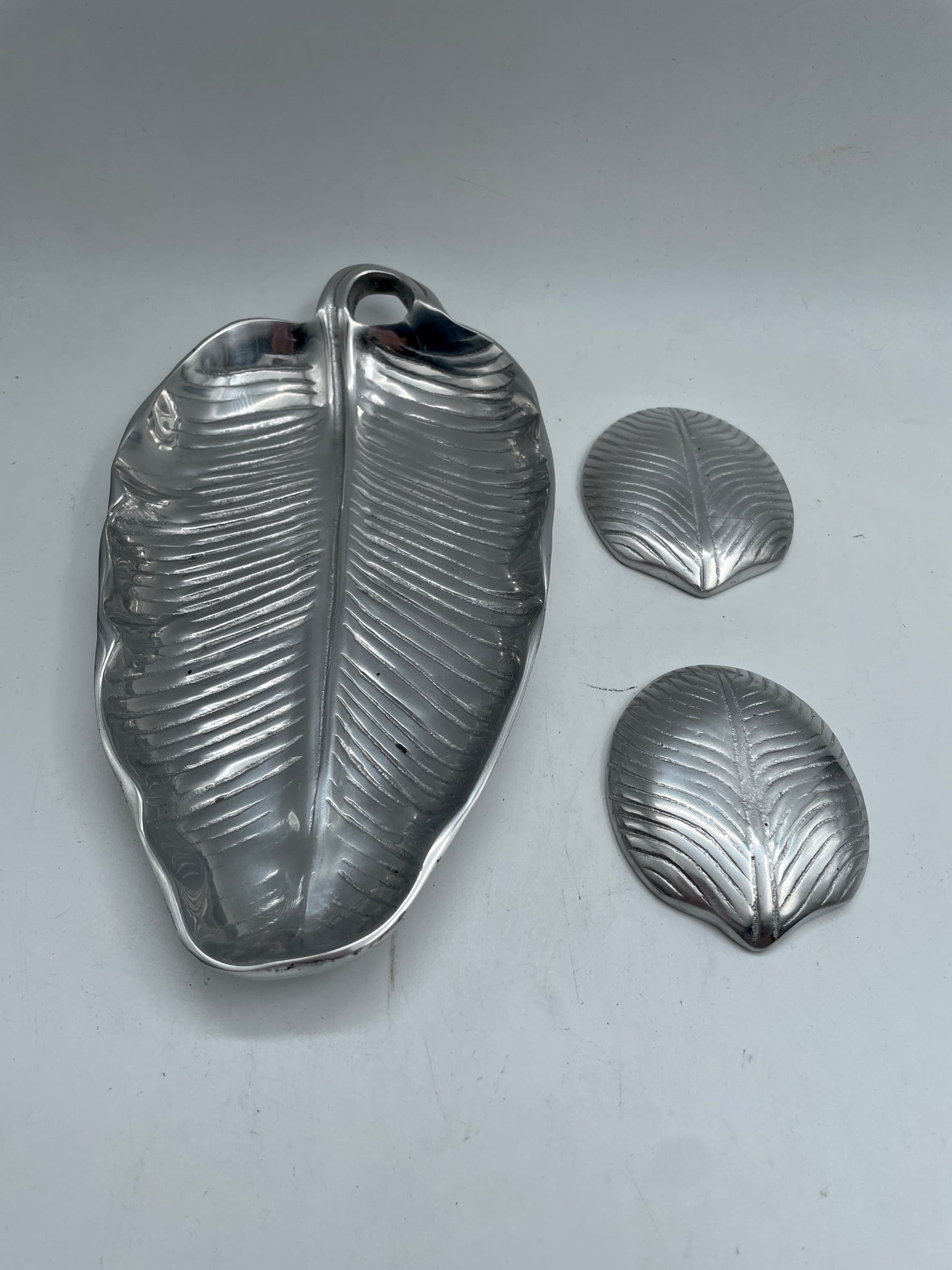 Silver Small 3pc Leaf Pewter Tray Set
