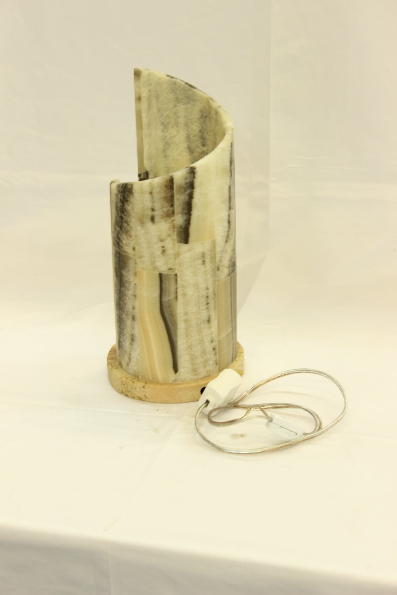 Small Beige Onyx Vortex Lamp