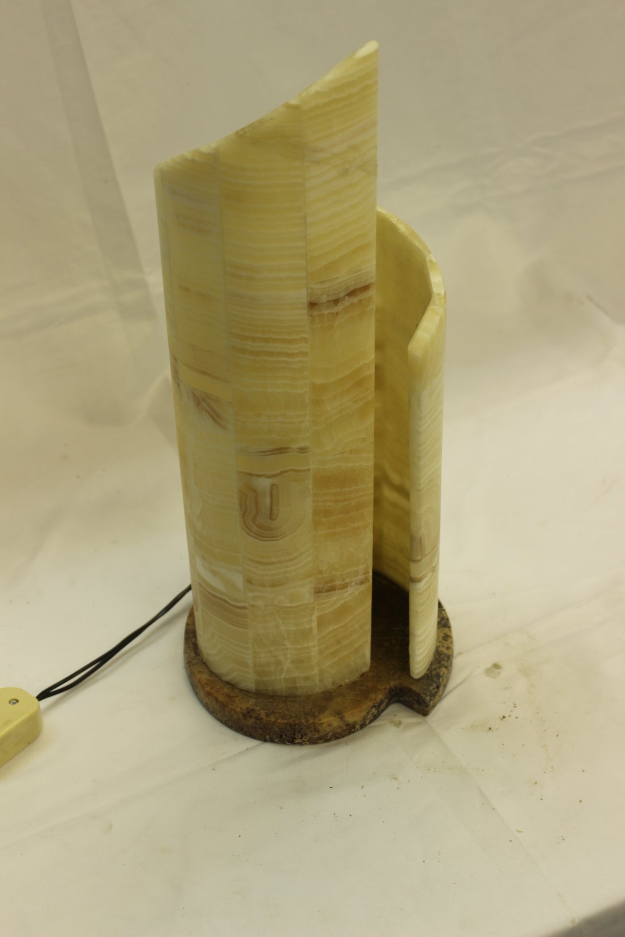Large Beige Onyx Vortex Lamp