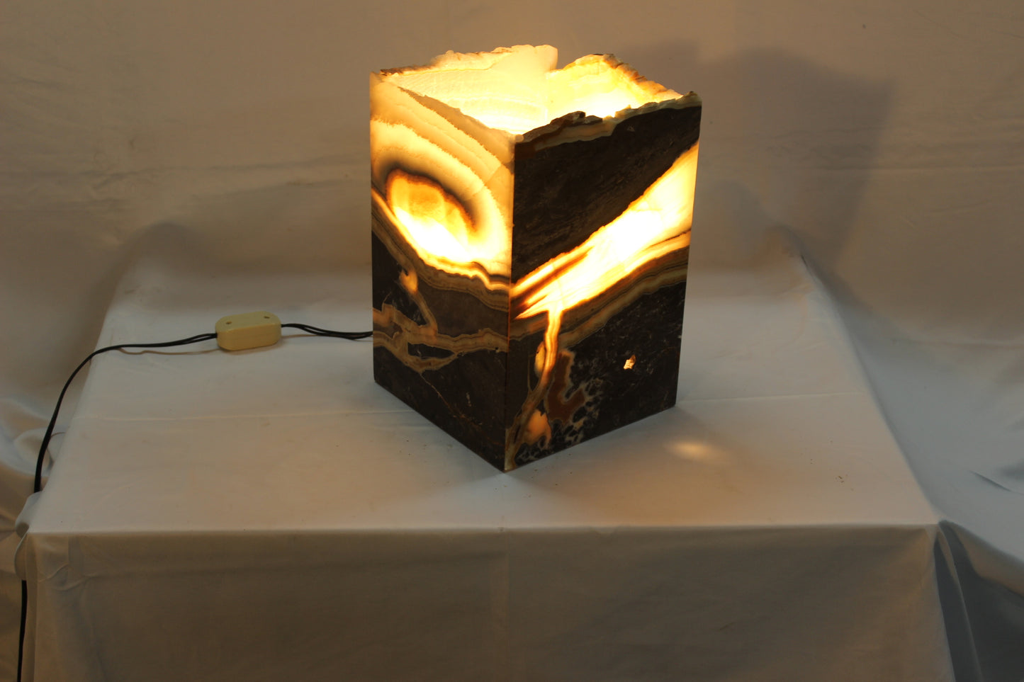 Eye of Providence Green & Black Onyx Lamp