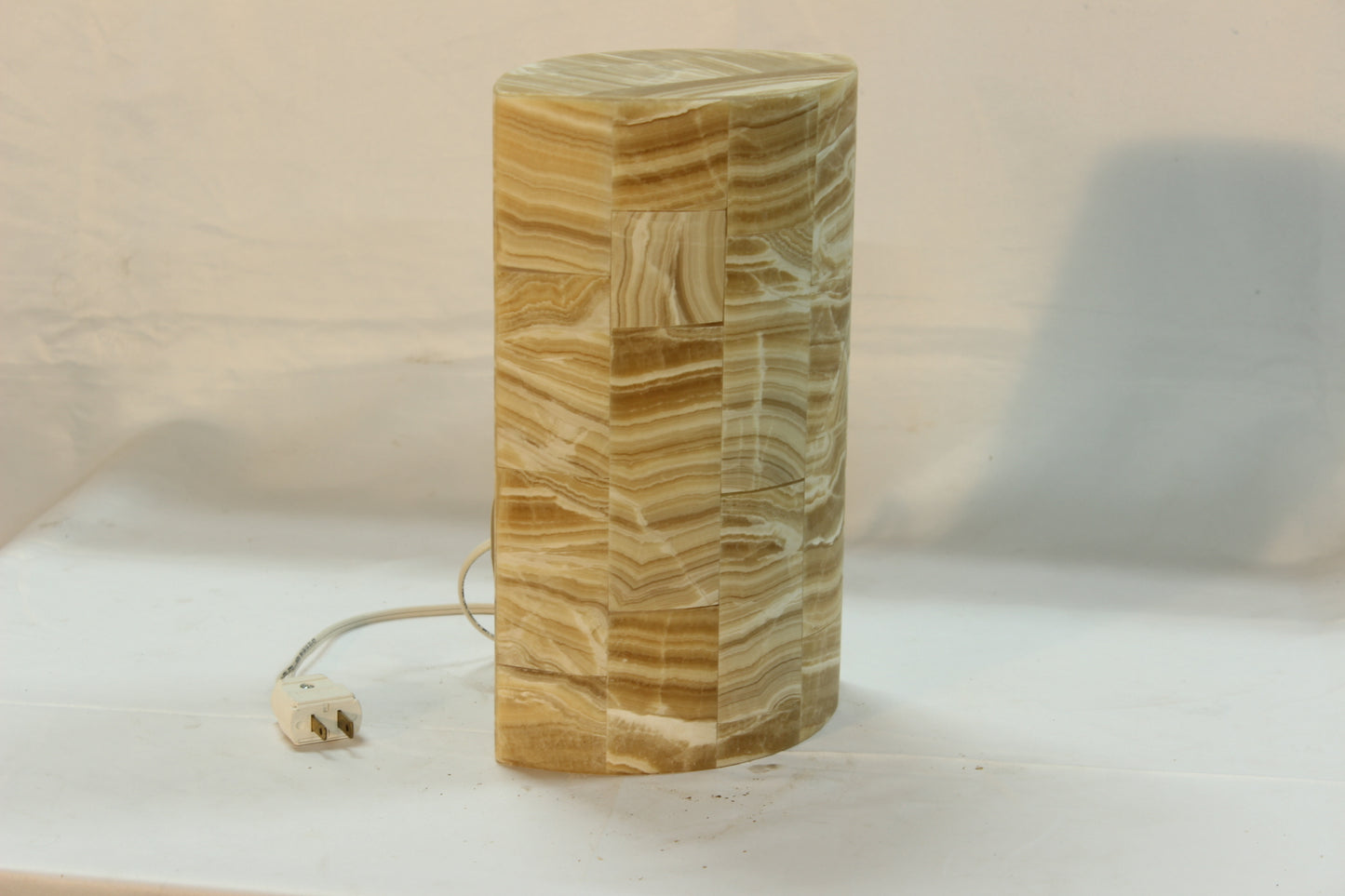 Beige Ellipsoid Onyx Lamp
