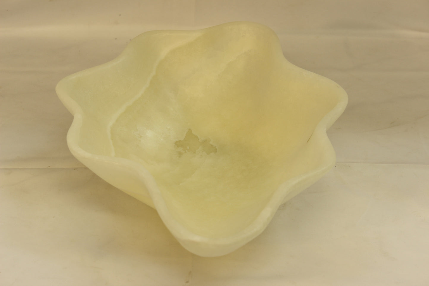 White Pearl Onyx Centerpiece