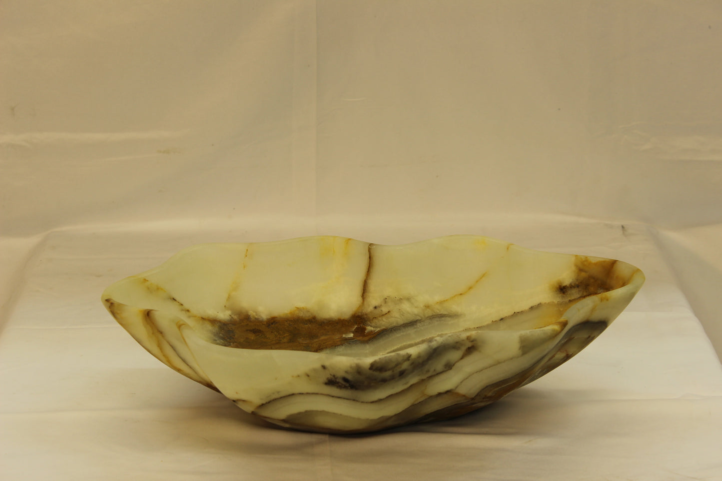 Brown Lynx Onyx Centerpiece