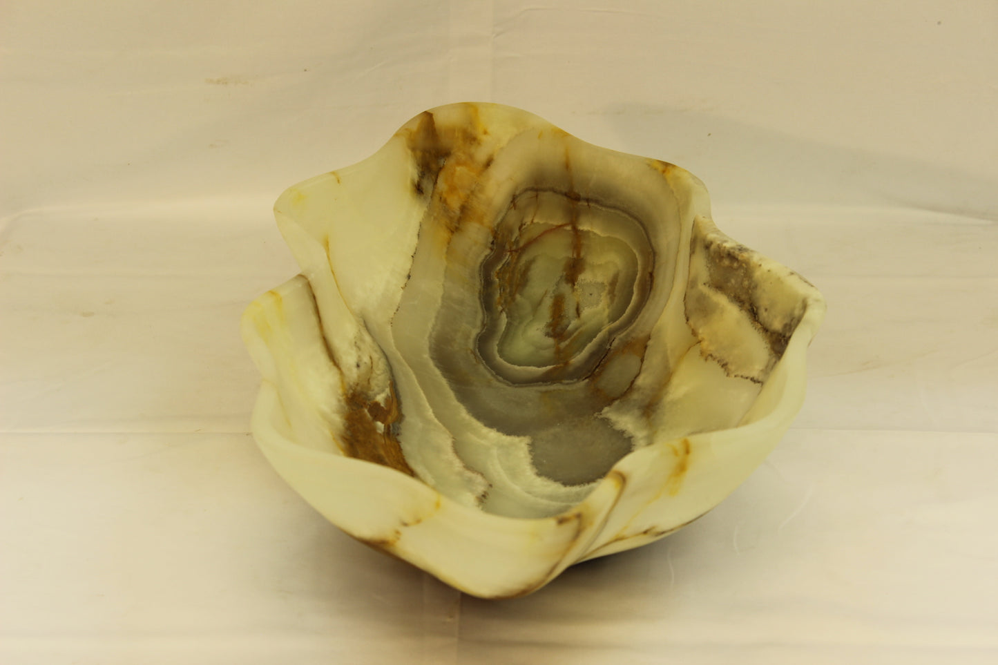 Brown Lynx Onyx Centerpiece