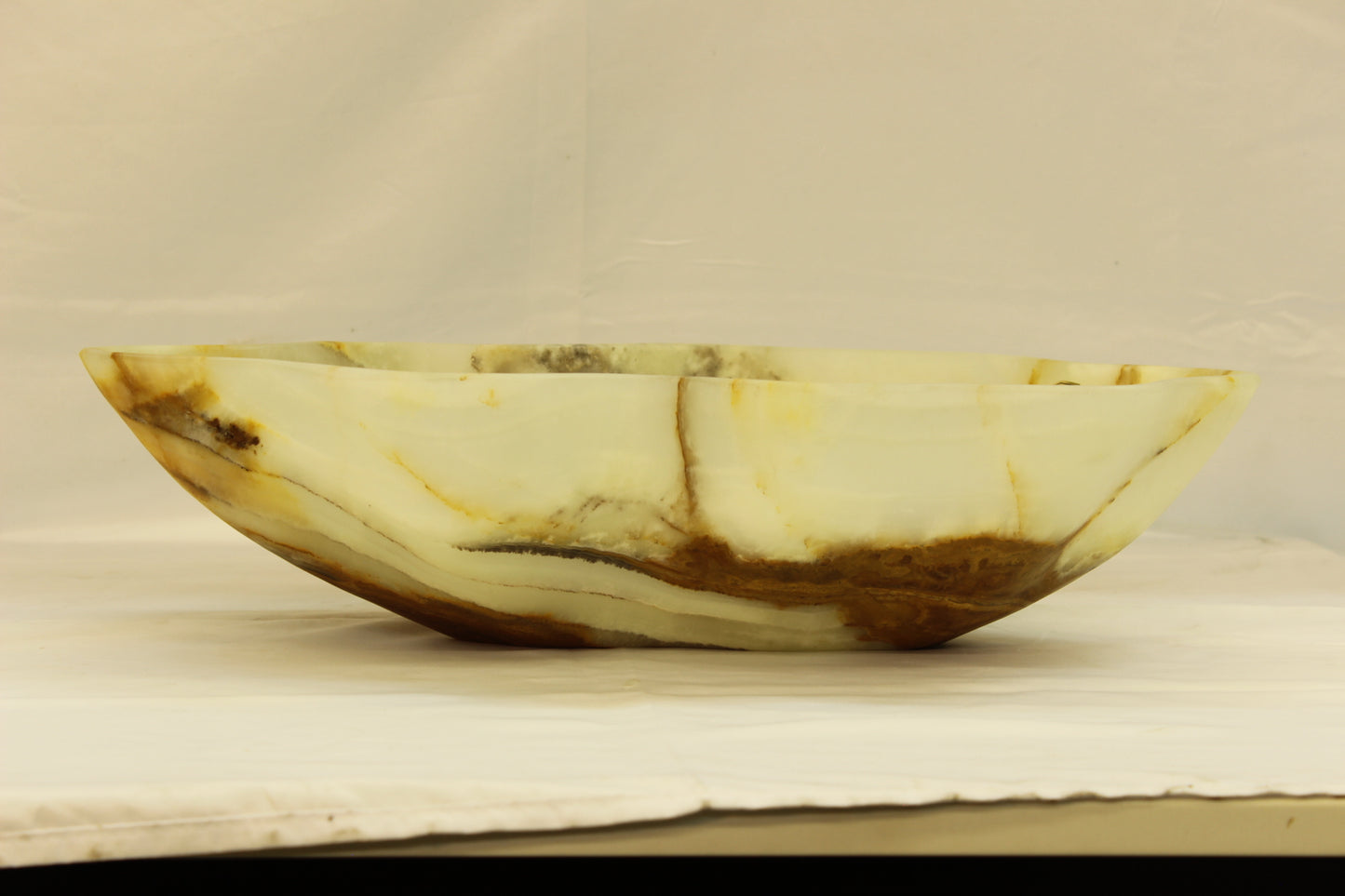 Brown Lynx Onyx Centerpiece
