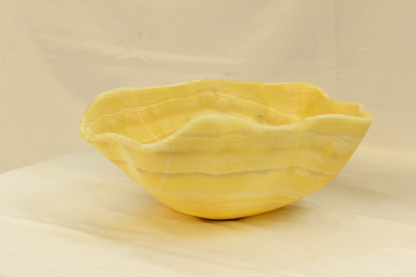 Honey Oasis Onyx Centerpiece