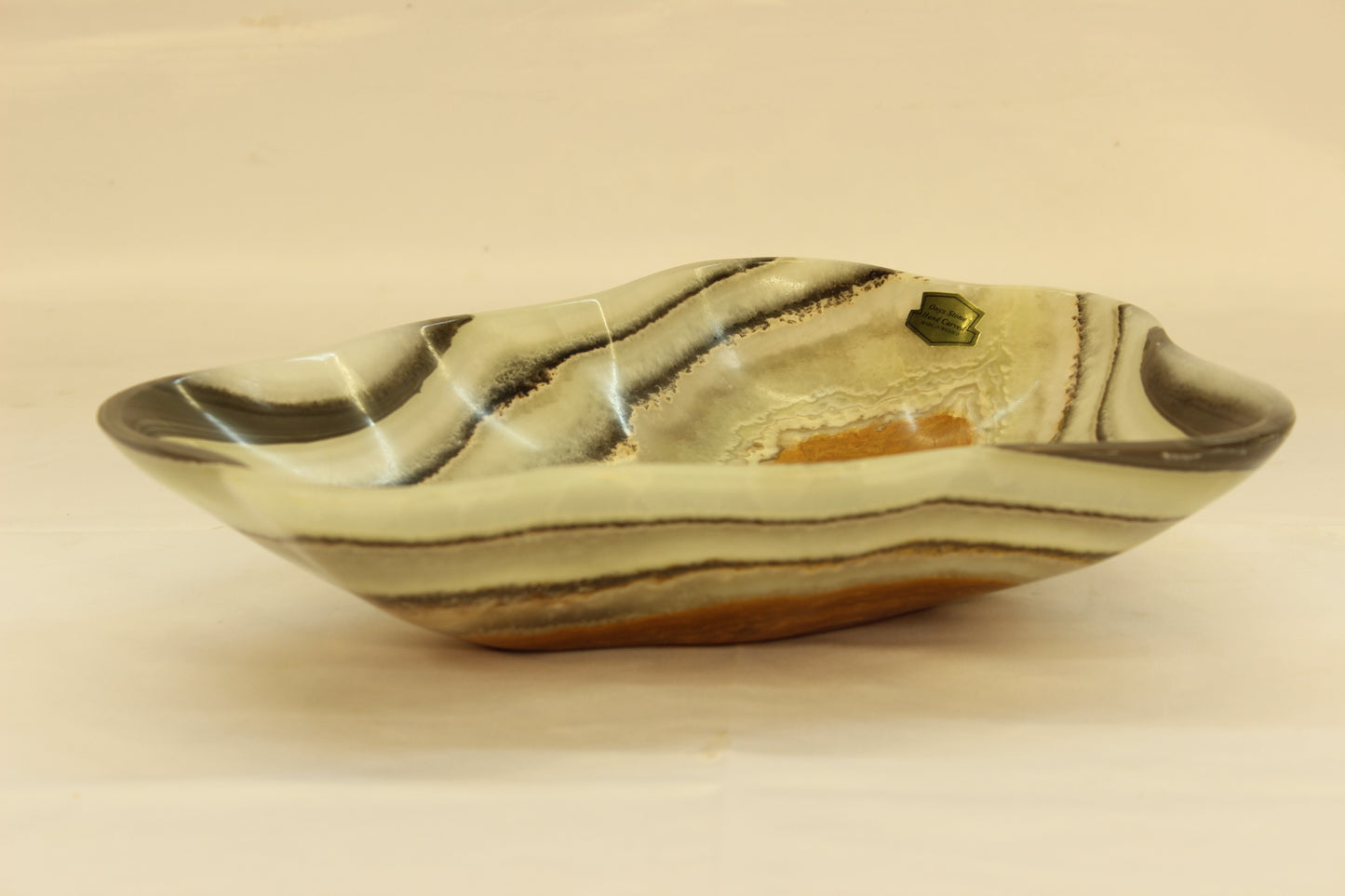 Beige Crater Onyx Centerpiece