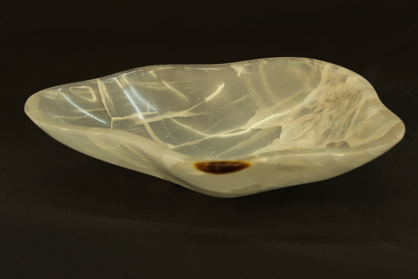 White Cumulus Onyx Small Centerpiece