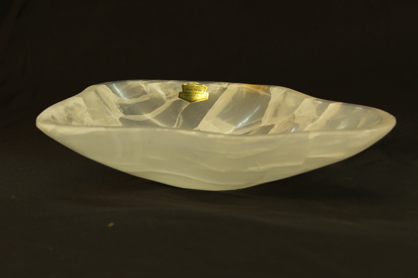 White Cumulus Onyx Small Centerpiece