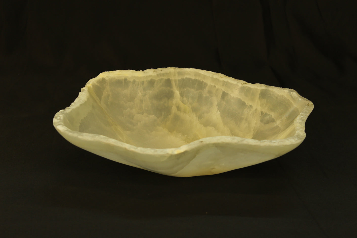 White Sky Onyx Centerpiece