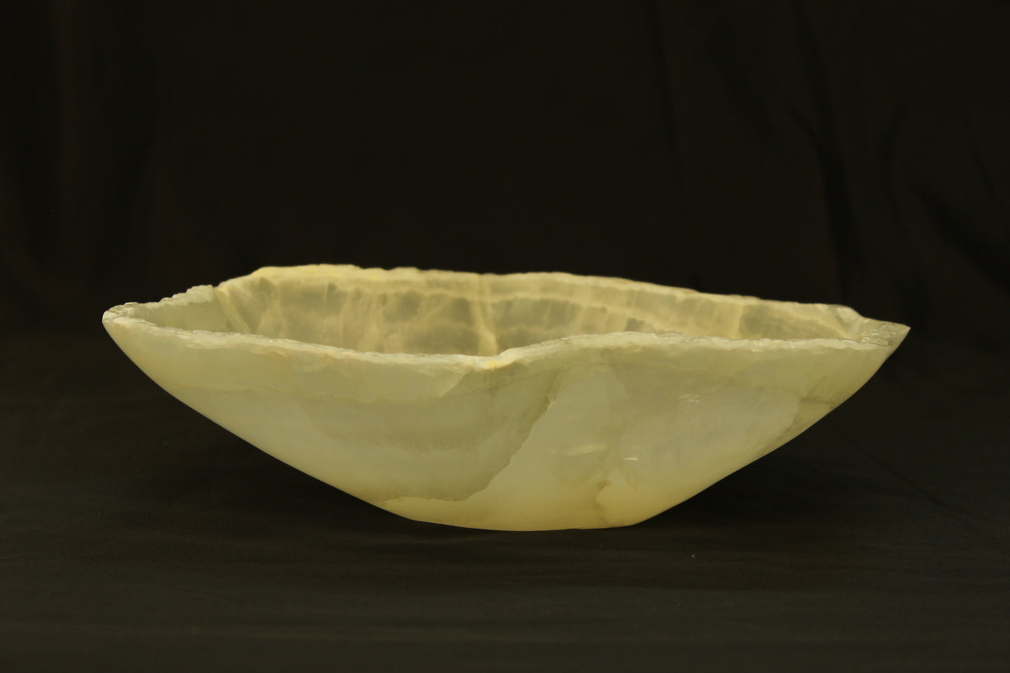 White Sky Onyx Centerpiece