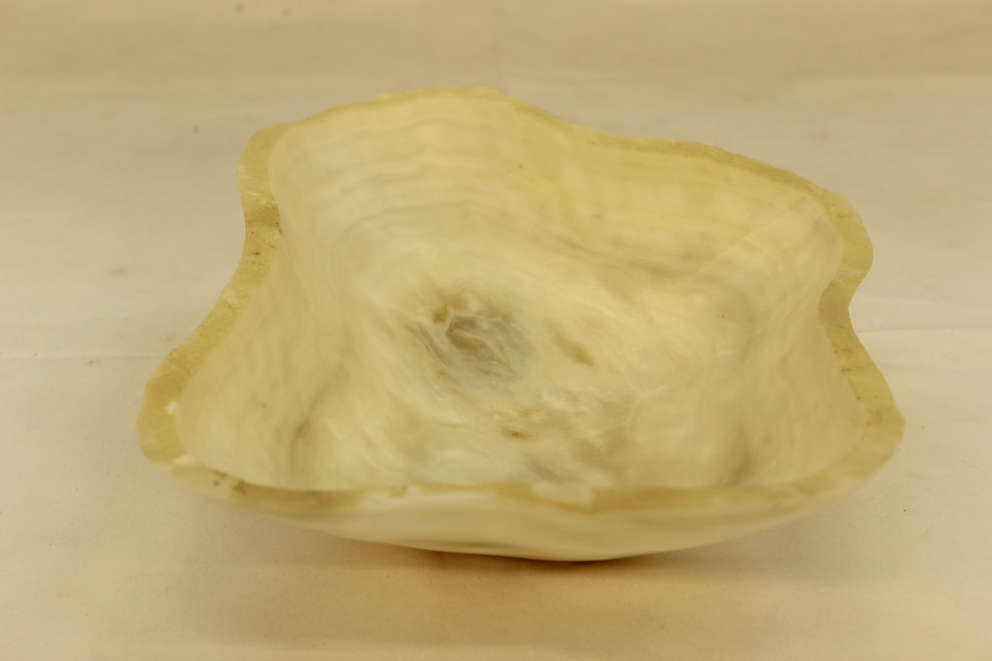 Beige Small Onyx Centerpiece