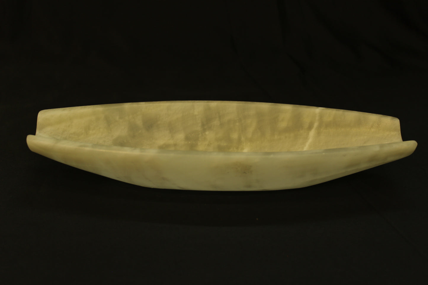 Snow Moon Onyx Sandal Tray