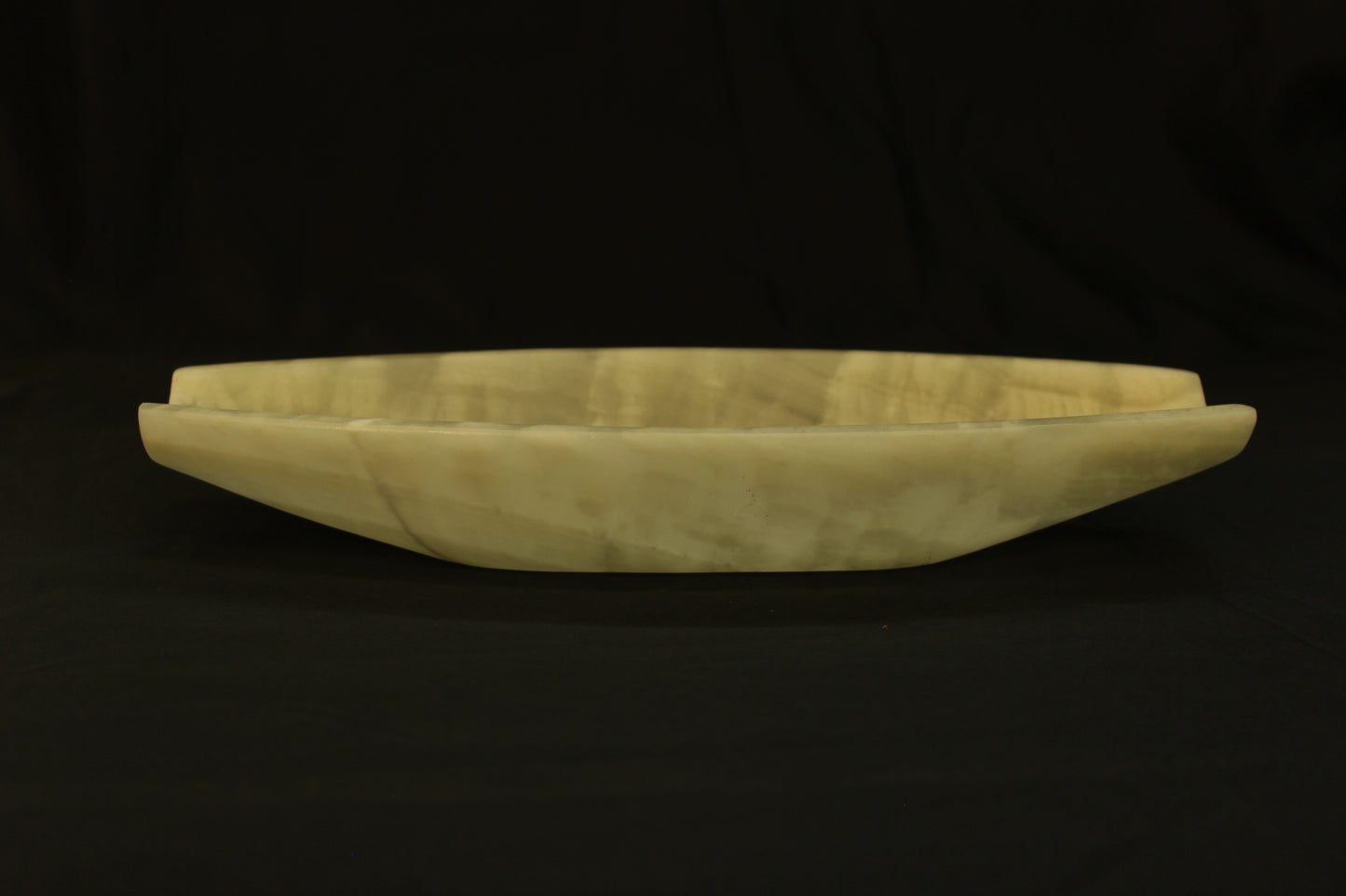 Snow Moon Onyx Sandal Tray
