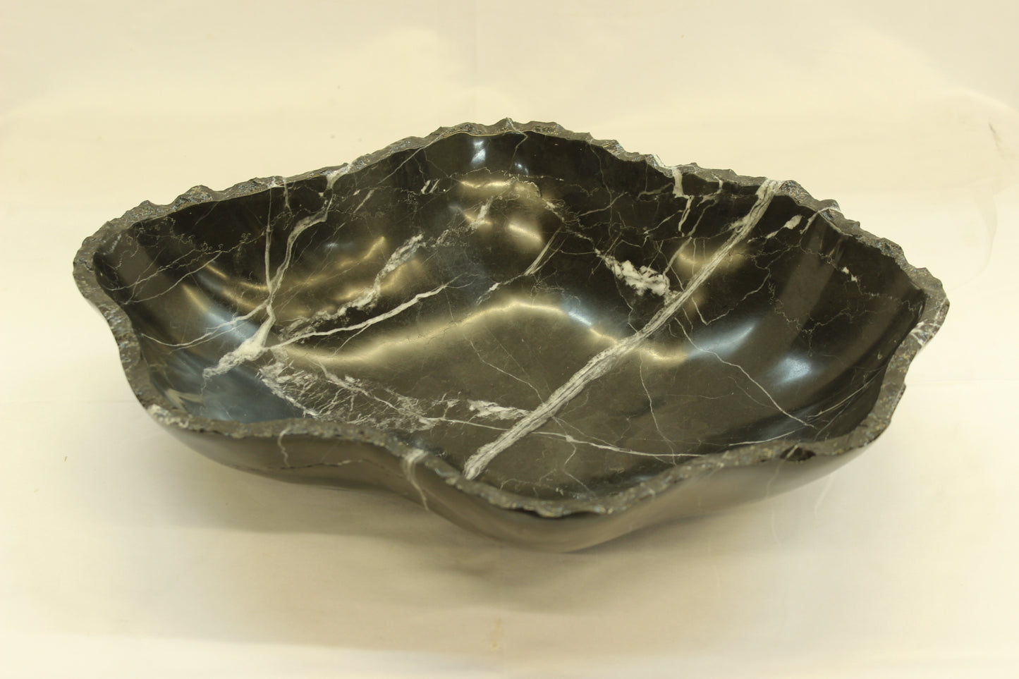 Black Pearl Marble Centerpiece