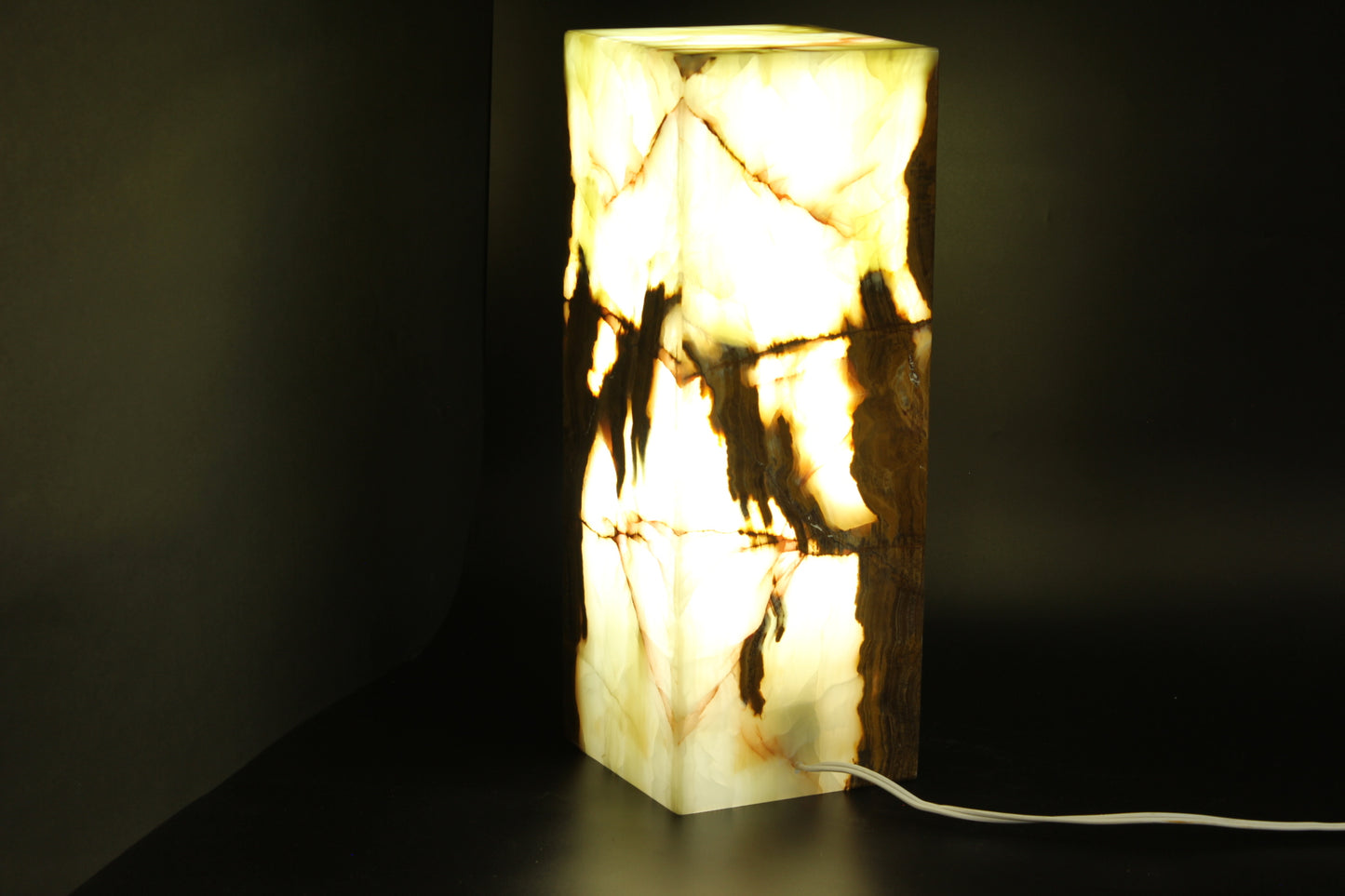 Rusted Woodland Onyx Lamp