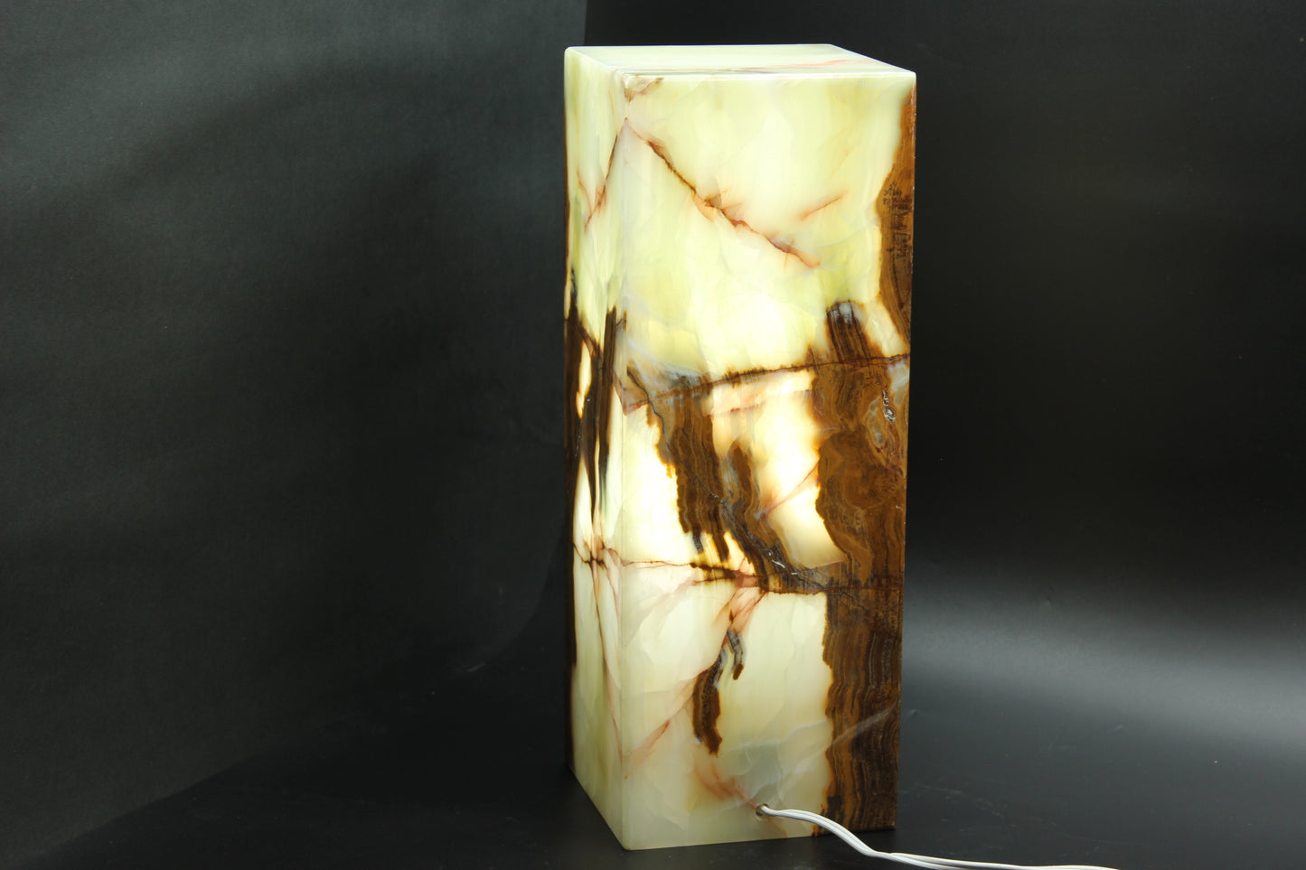 Rusted Woodland Onyx Lamp