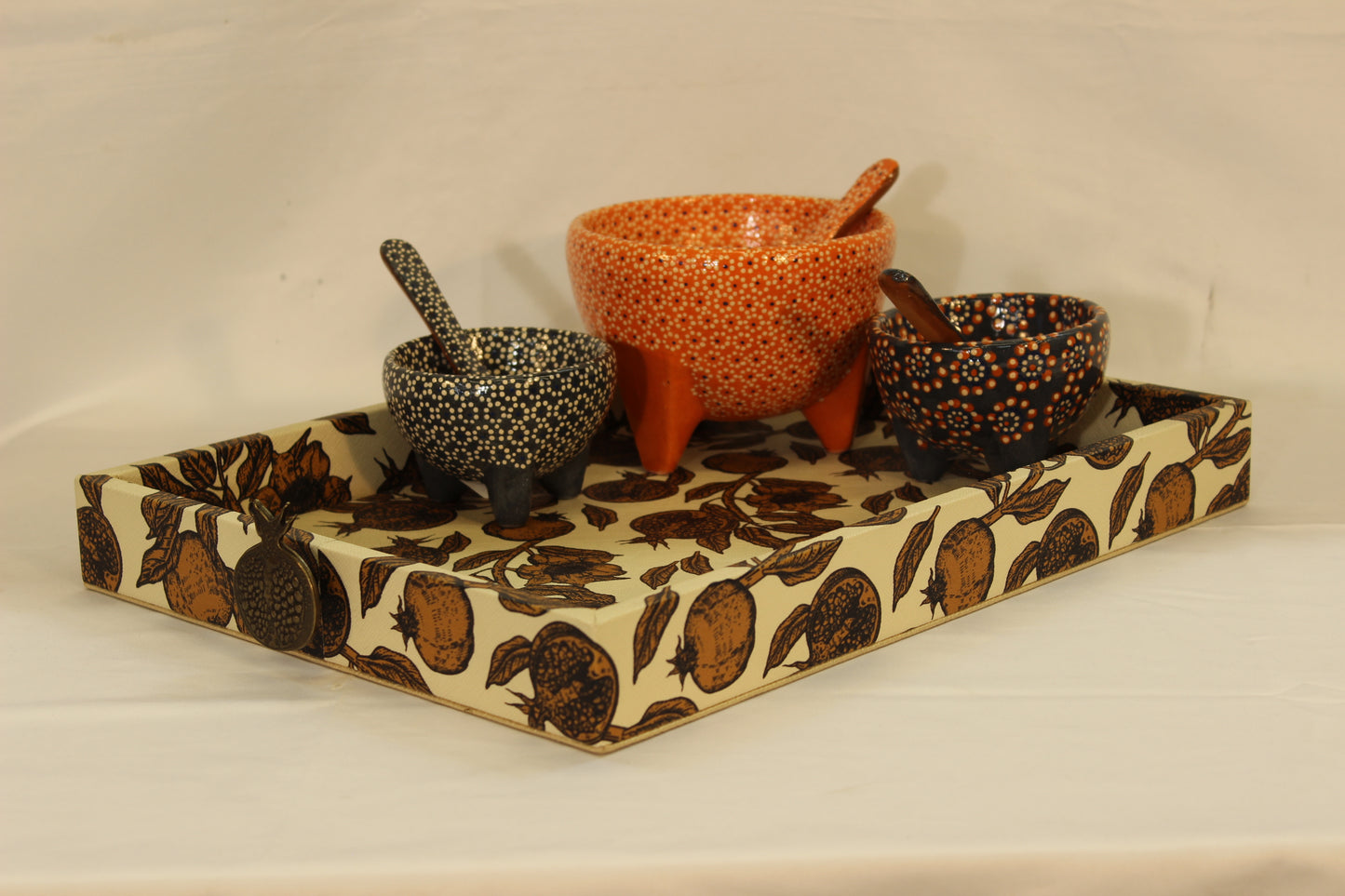 Magrana Pomegranate Serving Tray w/ Metal Handles