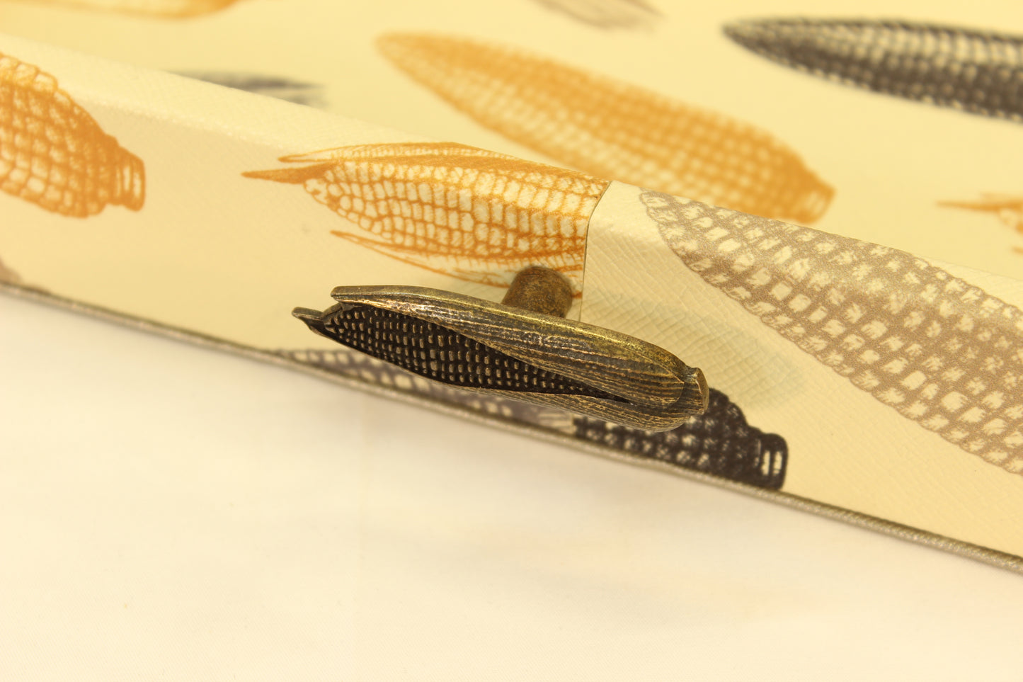 Beige Cornfield Serving Tray w/ Metal Handles