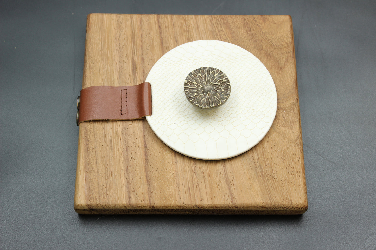 Cream Seaweed Wood Napkin Holder
