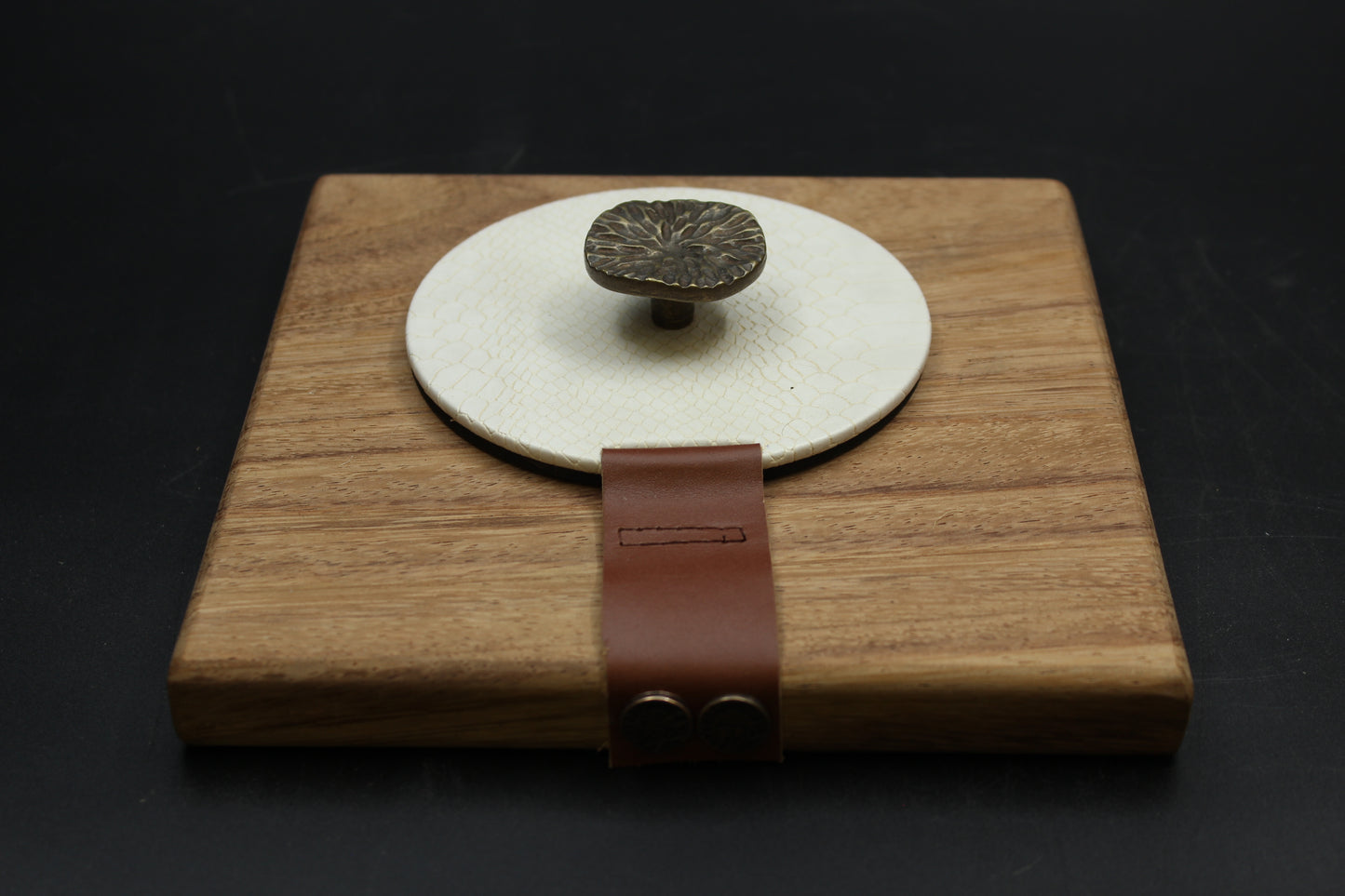 Cream Seaweed Wood Napkin Holder