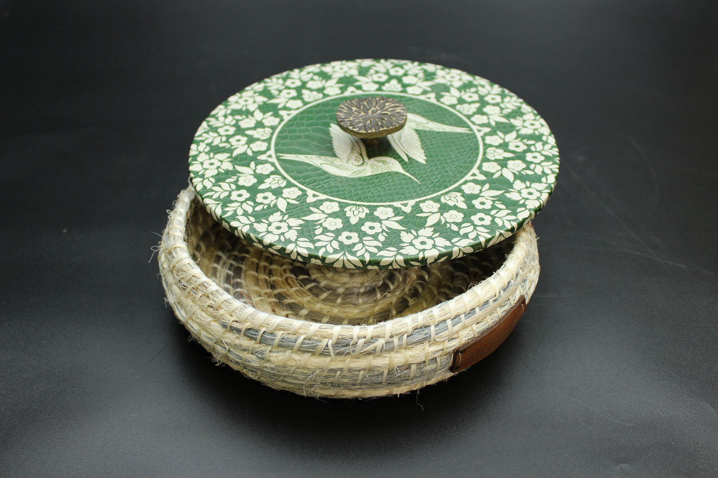 Green Hummingbird Hemp Tortilla Holder