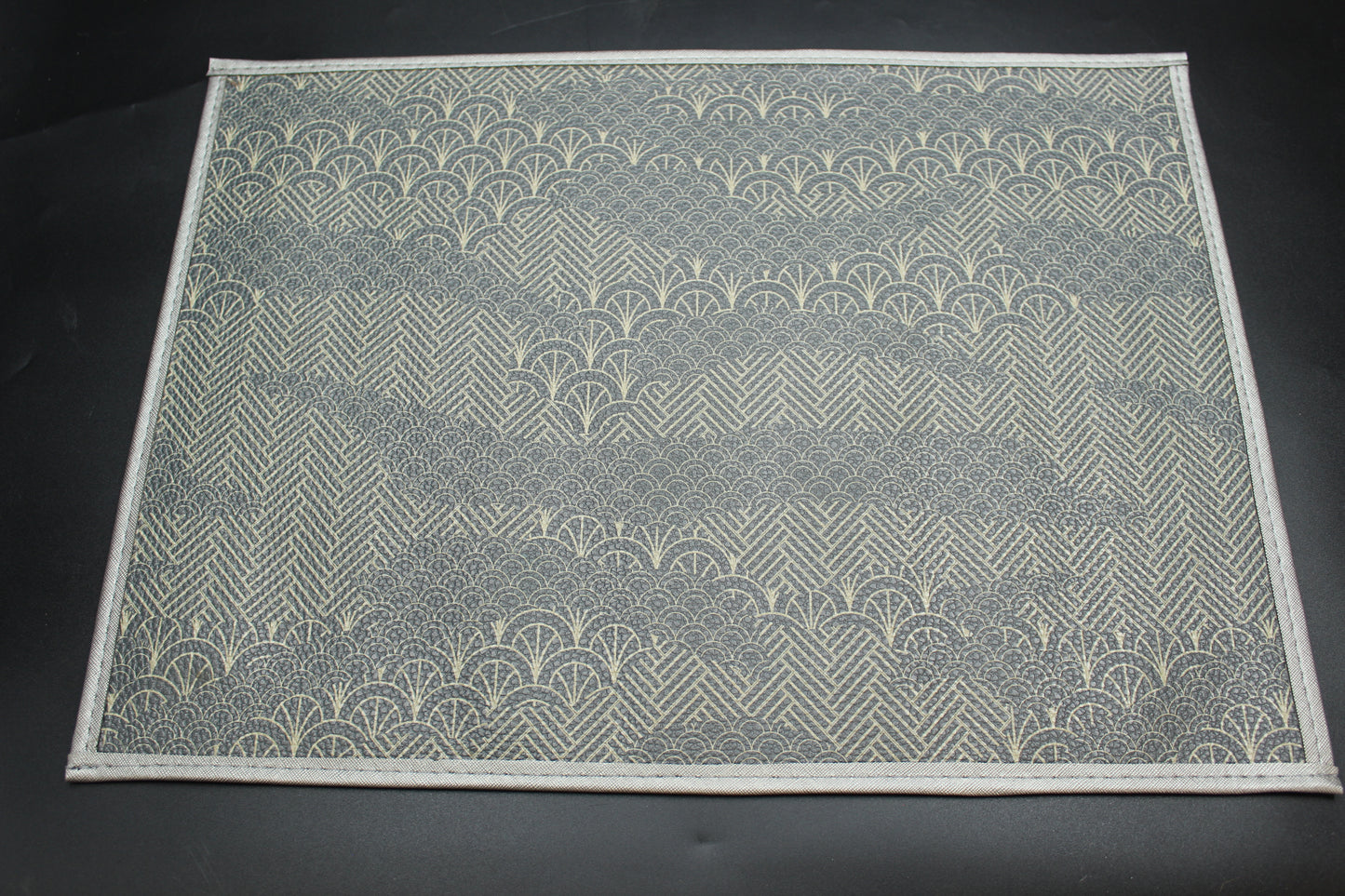 6pc Hummingbird Synthetic Placemat Set