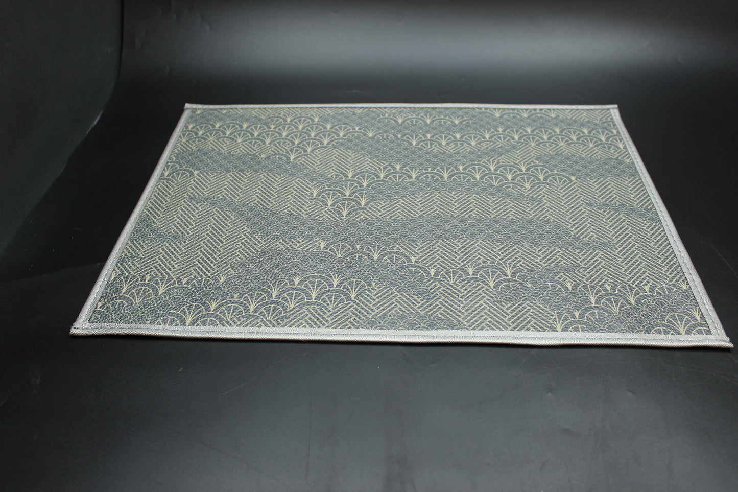 6pc Hummingbird Synthetic Placemat Set