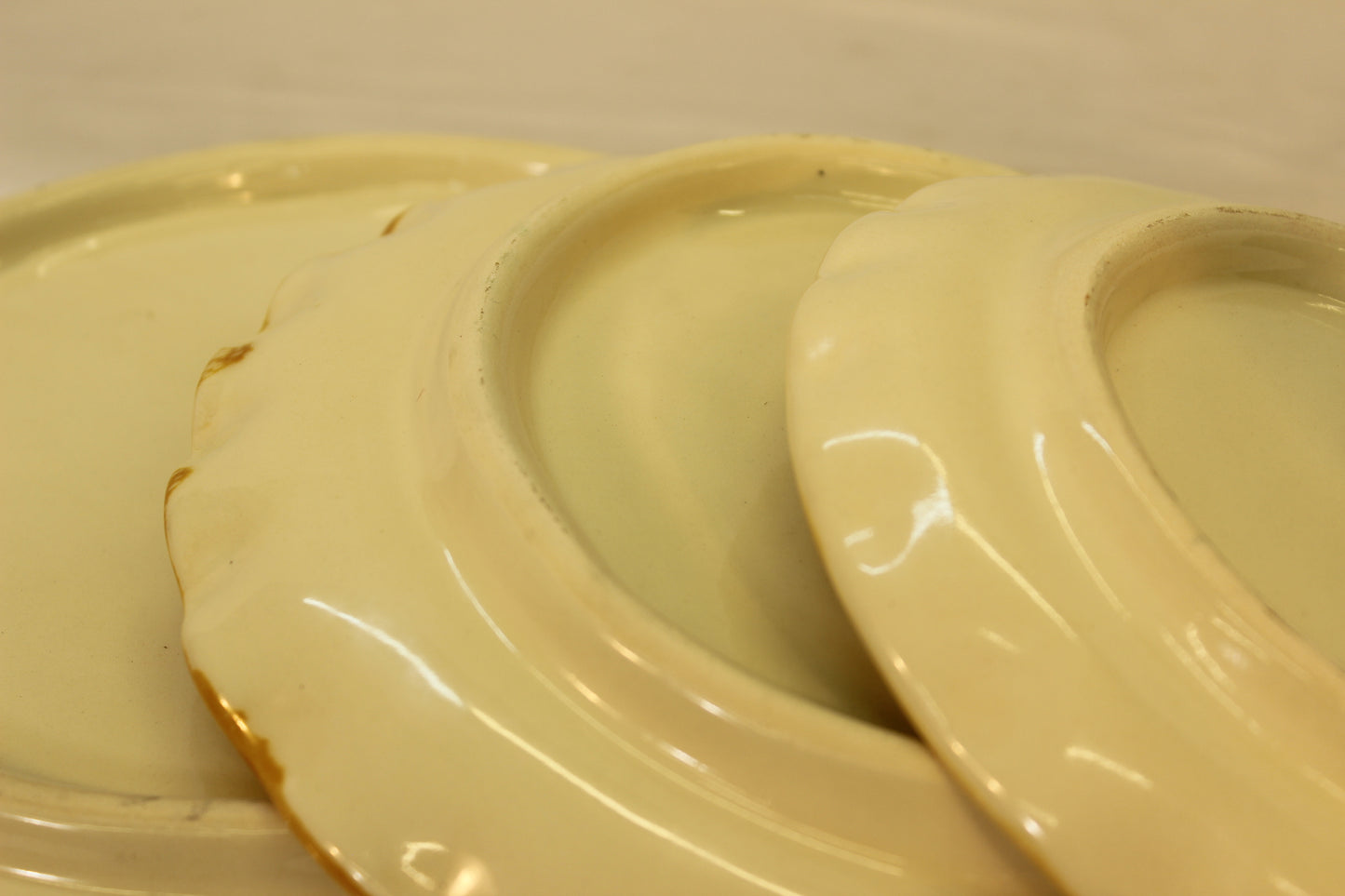 30pc Bumblebee & Flowers Handmade Ceramic Dinnerware Set (For 6 People)