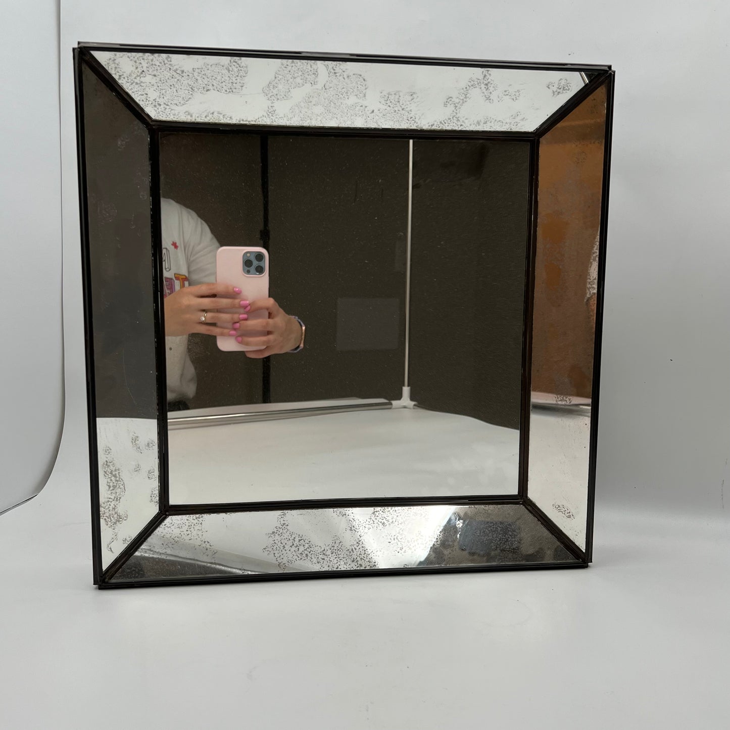 MD Square Mirror 16"