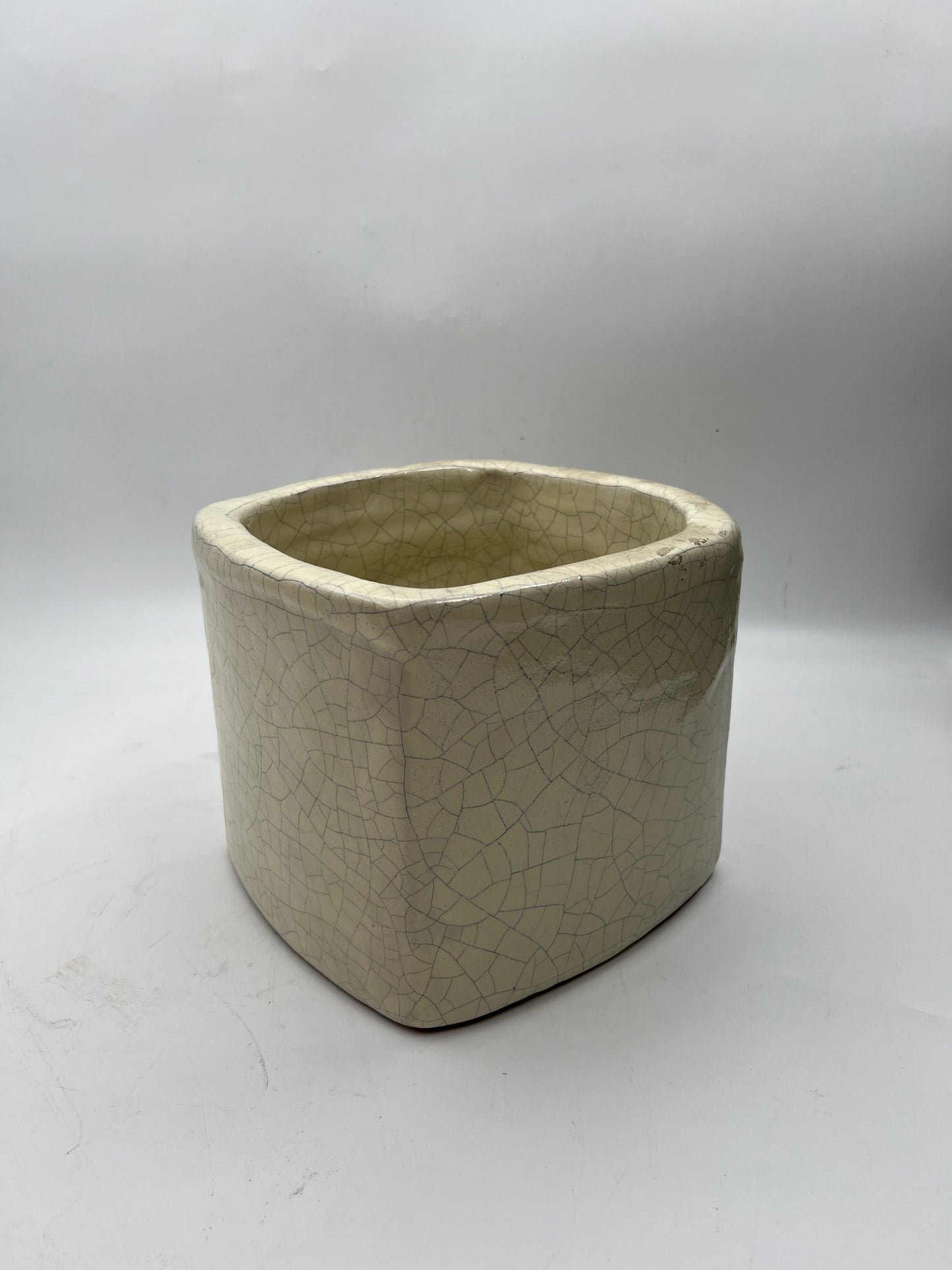 Beige ceramic Flower Pot