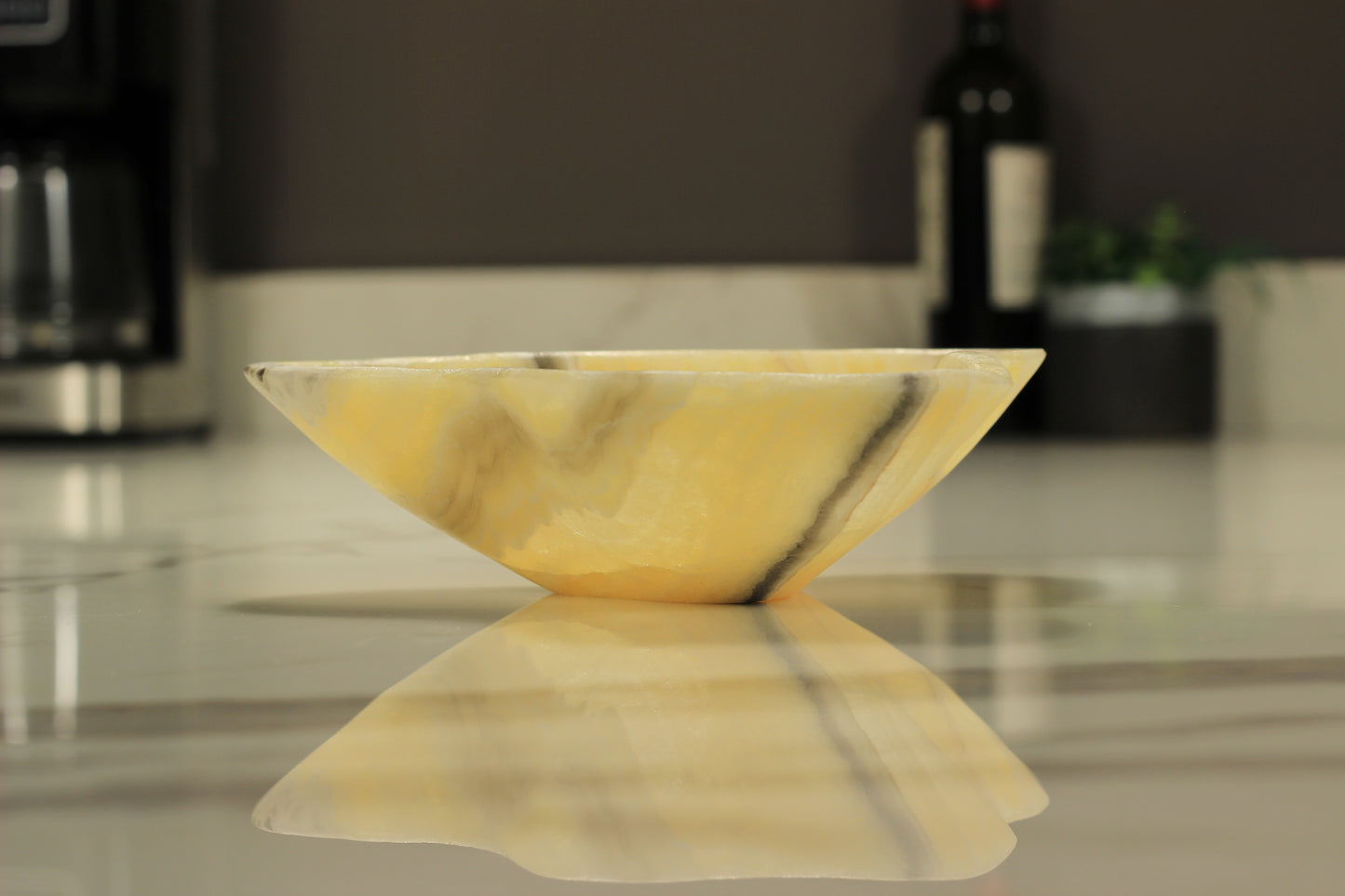 Honey Onyx Accent Centerpiece– 9" x 8" Handcrafted Decorative Piece